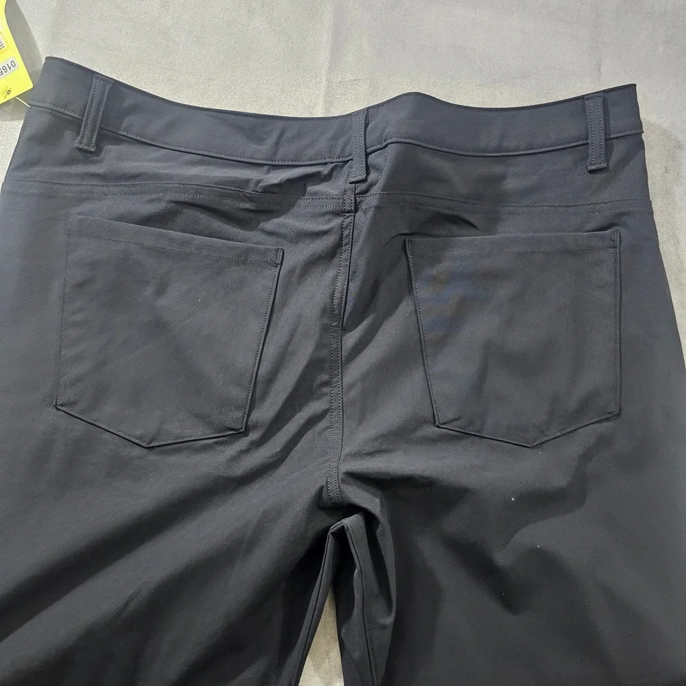 All in Motion Mens 360 Lifestyle Pants Black 40x32 Technical Straight Leg